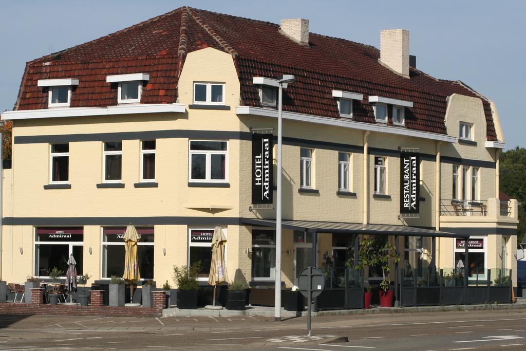 Hotel Admiraal Ланакен Екстериор снимка