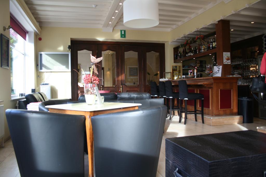Hotel Admiraal Ланакен Екстериор снимка