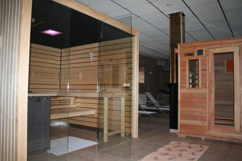 Hotel Admiraal Ланакен Екстериор снимка